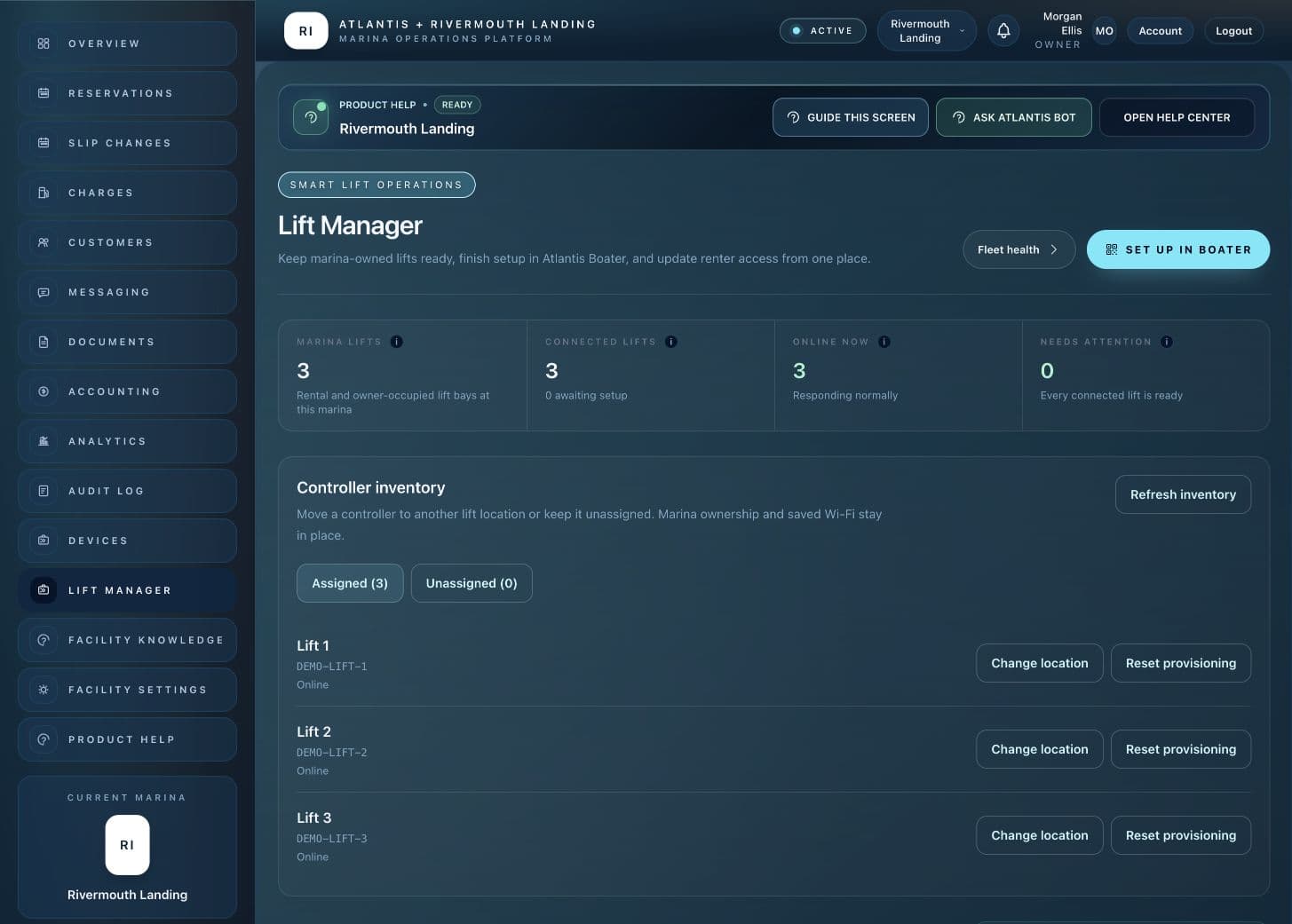 Atlantis Marina Lift Manager showing connected and online lifts, readiness and assigned controller inventory